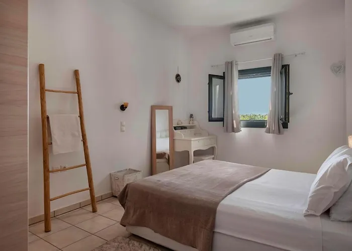 Franca Ideal For Wedding Parties * Sarakíniko