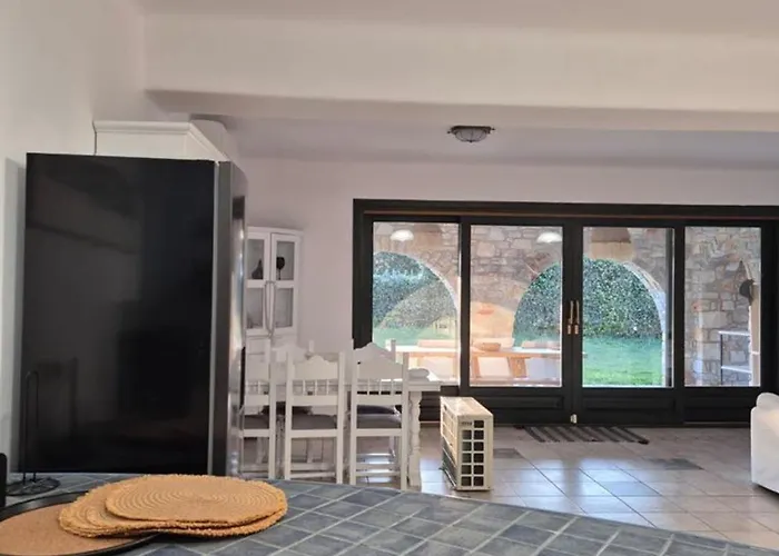 Franca Ideal For Wedding Parties Sarakiniko (Paros)